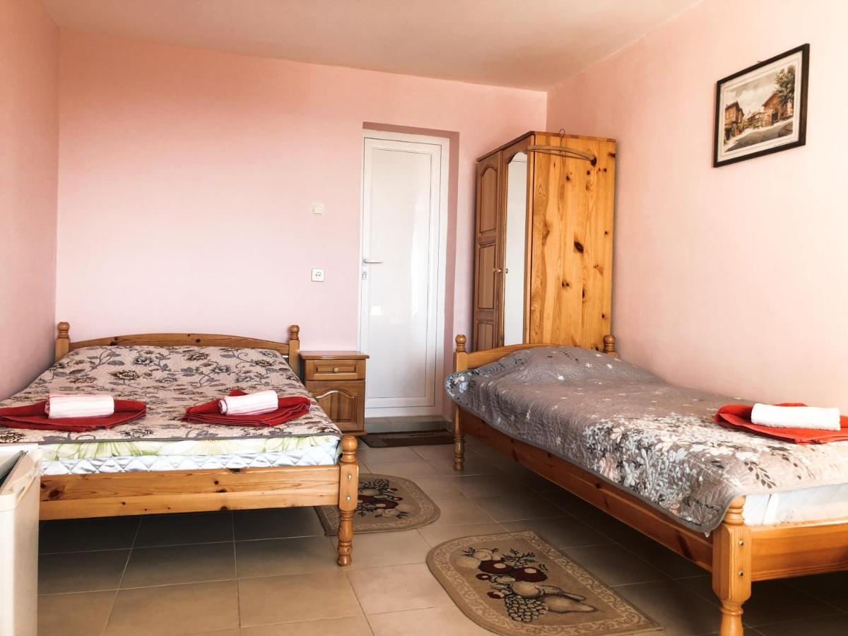 Guest House Paskal Balchik Esterno foto