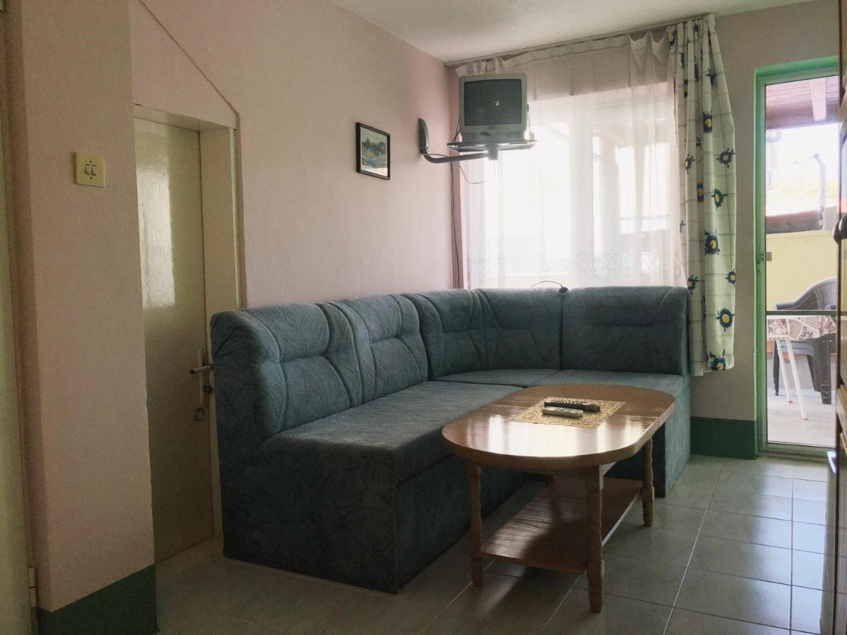 Guest House Paskal Balchik Esterno foto