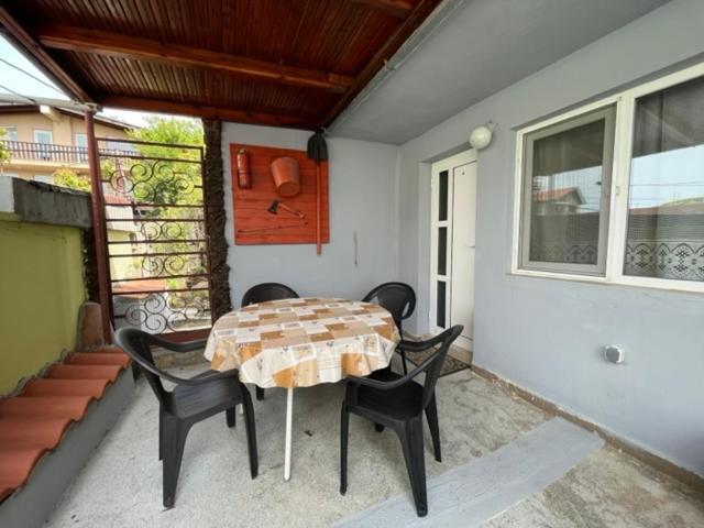Guest House Paskal Balchik Esterno foto