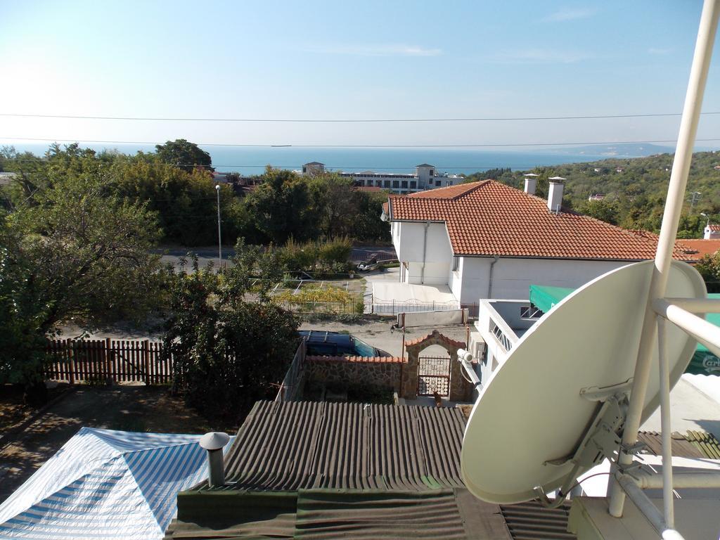 Guest House Paskal Balchik Esterno foto