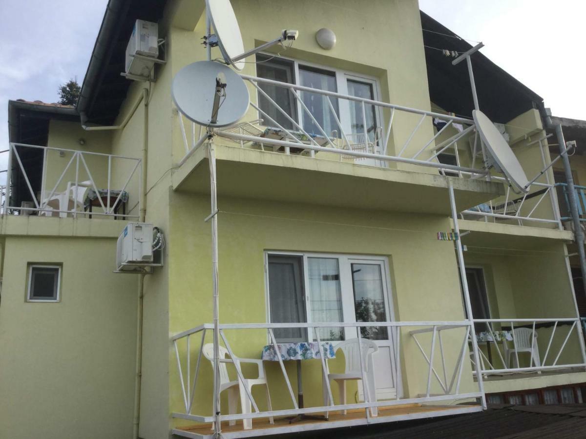 Guest House Paskal Balchik Esterno foto