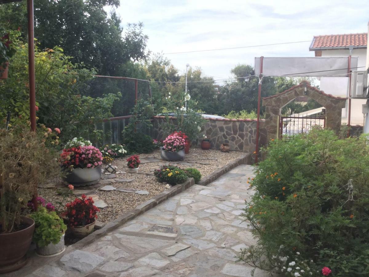 Guest House Paskal Balchik Esterno foto